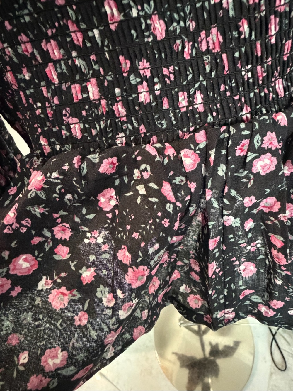 Smocked Long-Sleeve Smocked Floral Peplum Top - Black/Pink - Picture 5 of 7